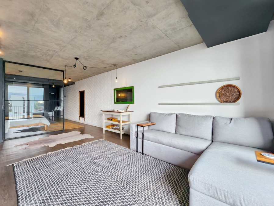 1 Bedroom Property for Sale in Woodstock Western Cape